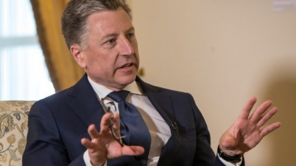 Волкер назвал последнюю встречу с Сурковом "шагом назад"