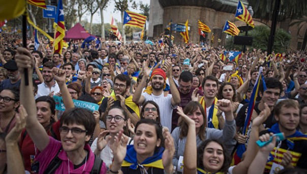 Испанский суд дал Каталонии три дня на приостановку решения о независимости