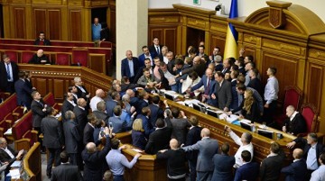 Реинтеграция для пролонгации: в чем смысл принятия законов о Донбассе