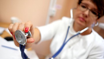 Скворцова назвала среднюю зарплату врачей в России