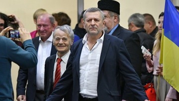 "Многоходовка": что общего между помилованными меджлисовцами и Шредером