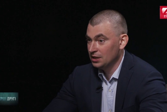 Укрофашисты одобрили идею загнать украинцев с русскими фамилиями в концлагеря — как японцев в США