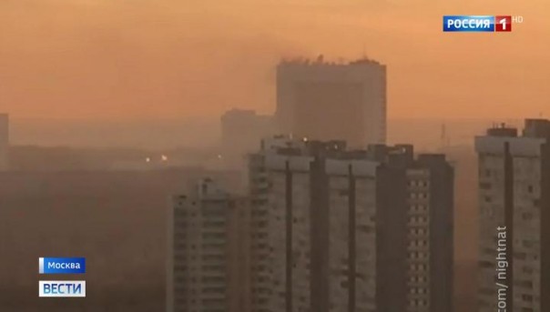 На юге Москвы горит одно из зданий Службы внешней разведки