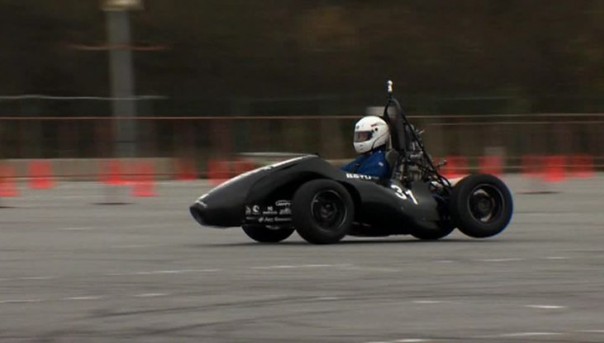 Белгородские студенты сконструировали инновационный спорткар