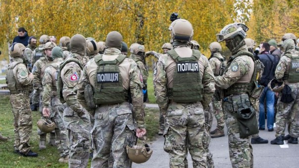 Донбасские фейерверки. Кто побеждает в войне спецслужб на Донбассе?