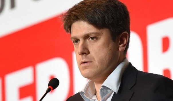 У Порошенко официально заявили об отказе от реинтеграции Донбасса и вычистили из закона даже намеки на Минские соглашения