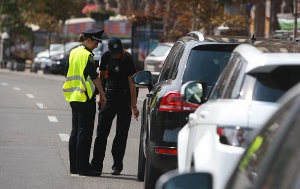 В Сумах пьяный полицейский протаранил патрульную машину - СМИ