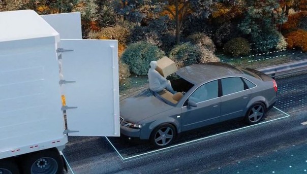 Воры-акробаты грабят дальнобойщиков на ходу