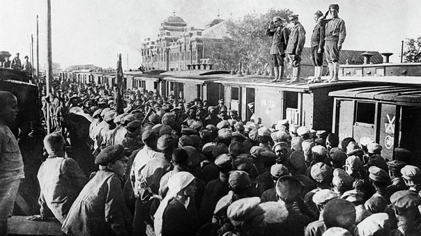 Без срока давности: в Госдуме просят расследовать причины гибели красноармейцев в польском плену