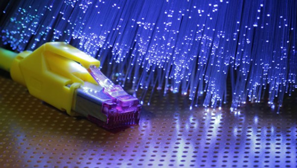 Открытие ученых из России в фотонике признали прорывом года