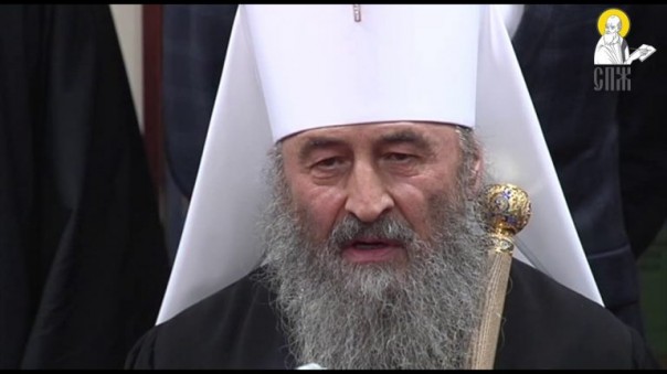 На Западной Украине греко-католики при поддержке боевиков отбирают храмы у православных