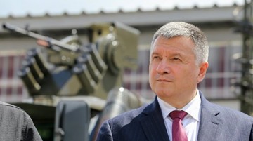 Корнилов: Если Аваков сбежит с Украины, вскроются страшные подробности резонансных преступлений