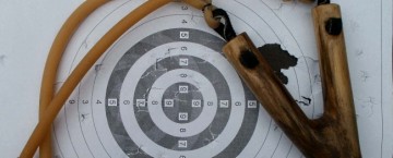 Не пора ли отнять у хулигана рогатку?