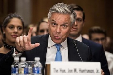 Первая ошибка американского посла