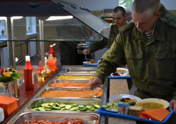 Обед – по построению, салат – по настроению