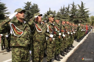 Правительство России одобрило вхождение югоосетинских военных в ВС РФ