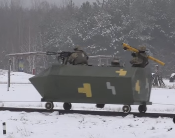 "Гроб на колесиках": в Сети высмеяли украинскую военную технику