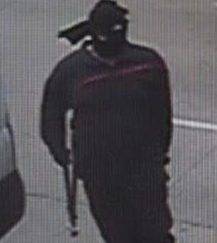 Ограбление века ))) Похититель секс-куклы за $5 тыс. попал на видео