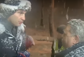 "Ты сначала резину поменяй, а потом рассказывай" - Кличко поскандалил с водителем фуры