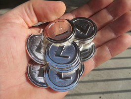 Основатель Litecoin продал все монеты