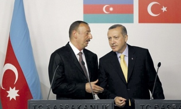 Поматросил и бросил. Как Эрдоган играет с Алиевым.