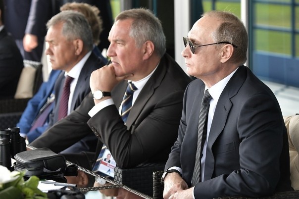 Владимир Путин и создание программы развития ОПК на 2016-2020 годы