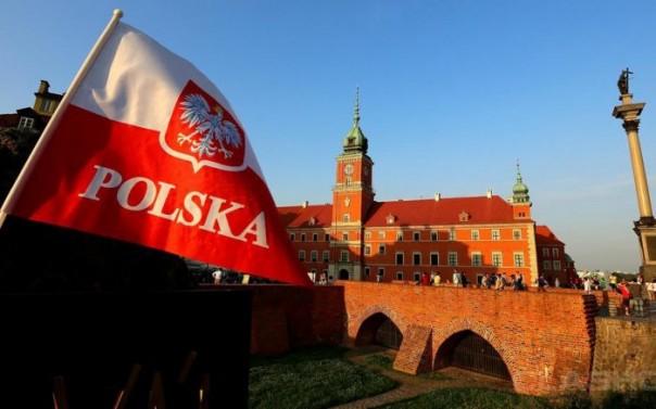 Поляки показали украинцам, как стоит бороться за советское прошлое