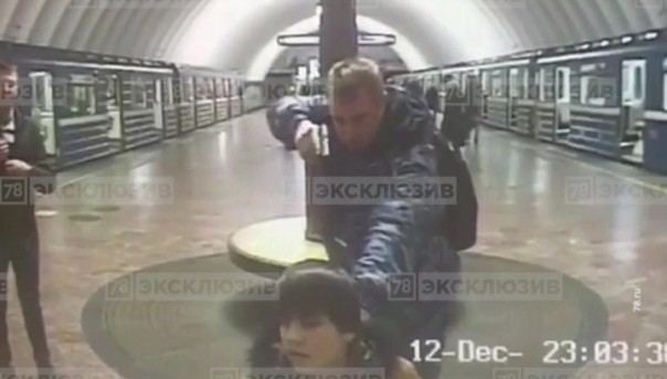 Полчаса под дулом пистолета: пьяный охранник метро принял подростка за террориста