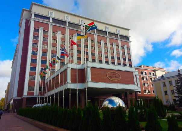 Украинская делегация подписала "формулу Штайнмайера" на заседании в Минске