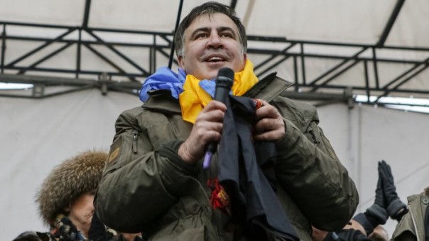 Ставка на отставку: к чему Саакашвили готовит Украину письмами Порошенко