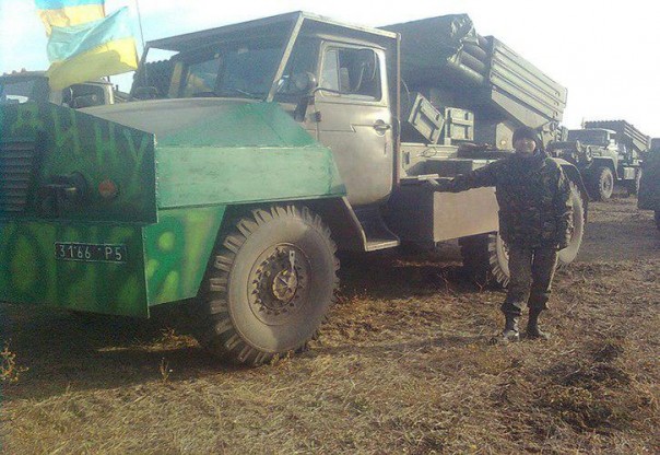 Укрофашисты по ошибке нанесли удар по своим же позициям