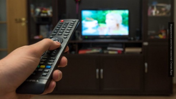 «Чтобы соседи не знали»: Киев призвал Крым «тихо» слушать украинскую пропаганду