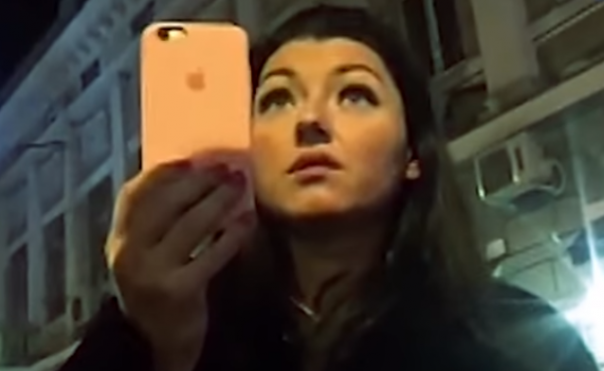 В Одессе пьяная чиновница ездила по городу и "посылала" полицейских