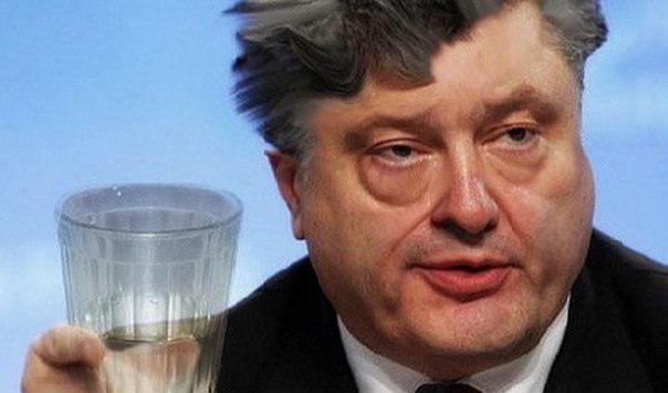 Трамп «добивает» Порошенко, пока Европа «держит его на крючке»