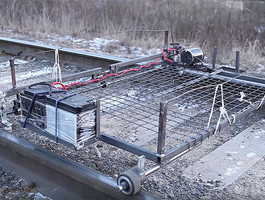 Белорусские пограничники перехватили железнодорожный беспилотник (видео)