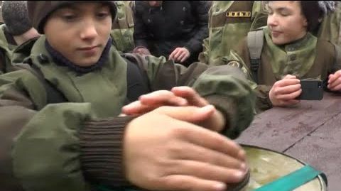 Западная ложь и пропаганда во всей красе: детей в Крыму учат воевать, чтобы полуостров никогда не стал украинским. Frankfurter Allgemeine