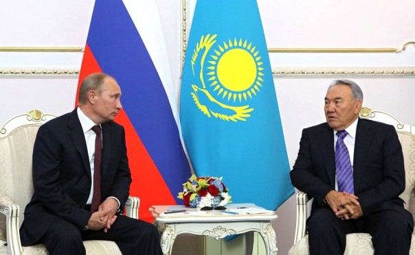 Казахстанцы требуют ответа от Путина