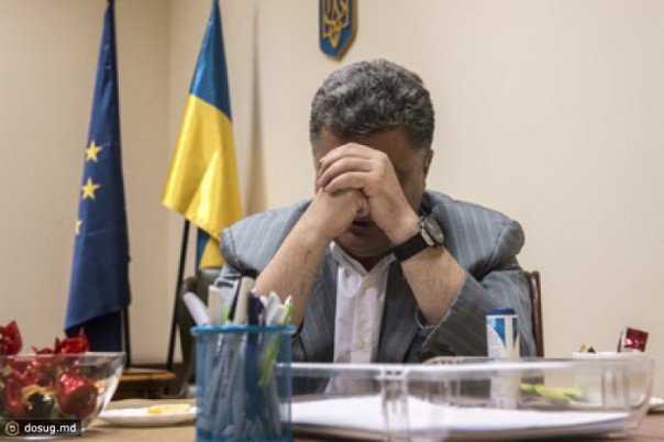 Порошенко вляпался в новый скандал: Грузинский телеканал Rustavi опубликовал обращение Петра Порошенко к главе ФСБ России.