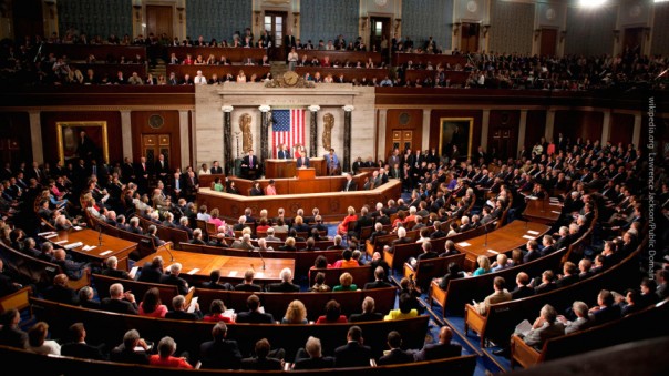 Сенат США разрешил спецслужбам продолжать слежку за иностранцами