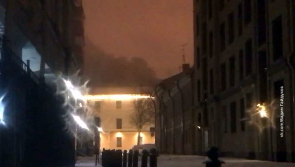 Площадь пожара в Военно-морской академии в Петербурге составила 1000 кв. м