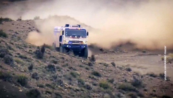 Российский экипаж стал победителем "Дакара" в зачете грузовиков