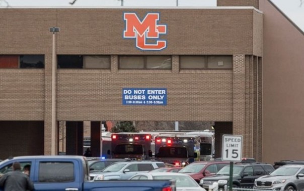 В США подросток открыл стрельбу в школе