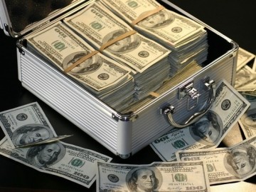 Украина заплатила РФ 6,33 млрд долларов за товары