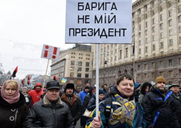 Сенсационное разоблачение с трибуны Рады: Когда убивали на Майдане — Порошенко проворачивал аферы с землей