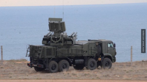 «Тополя спасают»: россияне ответили украинскому политологу, сомневающемуся, что С-400 спасут Крым от Киева и НАТО