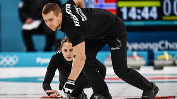 Российские керлингисты Крушельницкий и Брызгалова обыграли финнов на Олимпиаде