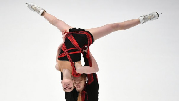 Фигуристы Тарасова и Морозов стали первыми в короткой программе в командном турнире