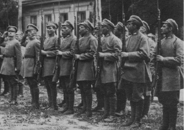 100 лет УНР. Как украинские националисты продали Украину Германии