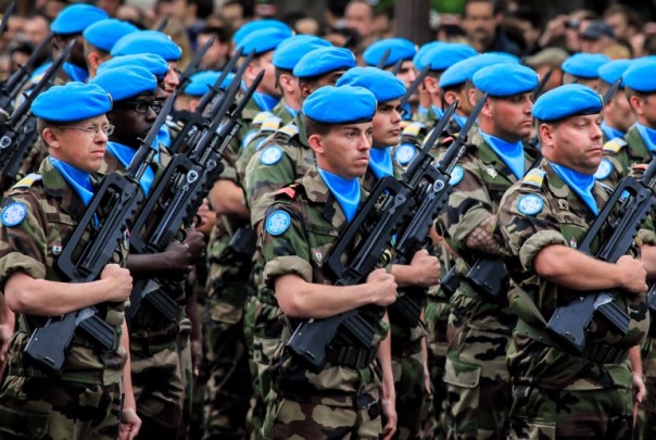 Почему Киев отказывается от миротворцев в зоне конфликта? Ростислав Ищенко