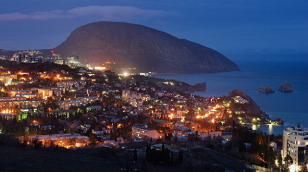 Комплекс Коломойского: Парламент Крыма дал «добро» на продажу бывших владений олигарха в Гурзуфе